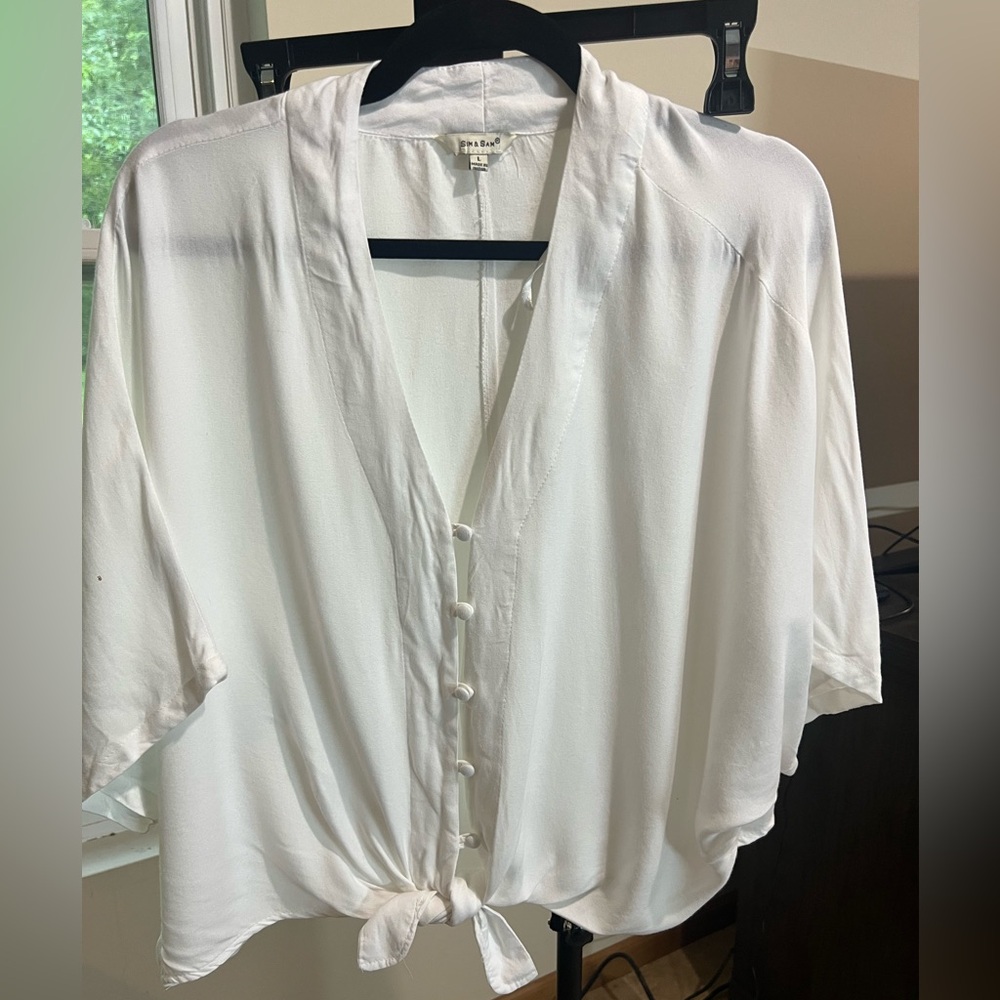 Sim & Sam Tie-Hem White Blouse with Front Buttons